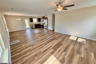 103 Continental St, Glennville, GA 30427 - Photo 10