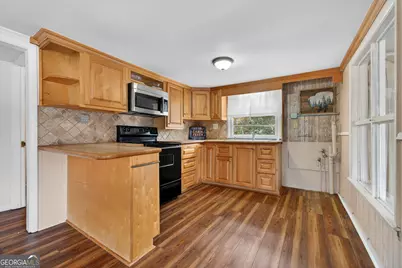 126 Elizabeth Circle, Jackson, GA 30233 - Photo 10