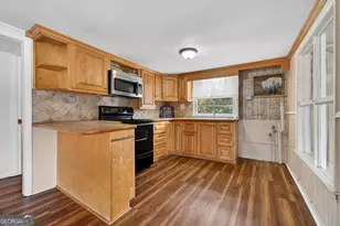 126 Elizabeth Cir, Jackson, GA 30233 - Photo 10