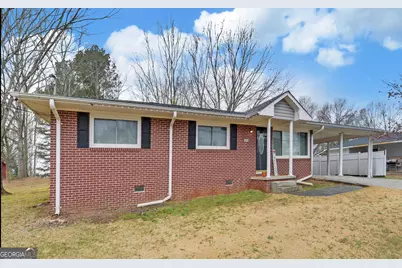 926 Skyline Drive, Toccoa, GA 30577 - Photo 1