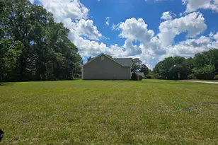 1700 Riveredge Walk, Loganville, GA 30052 - Photo 4