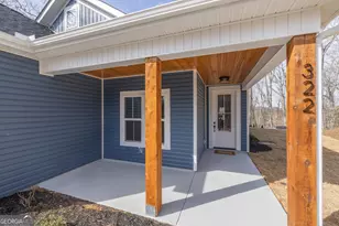 322 Oconee, Westminster, SC 29693 - Photo 2