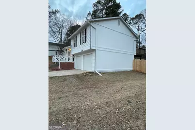 1530 Pin Oak Lane SE, Conyers, GA 30094 - Photo 4