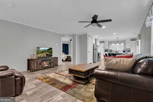 102 Meadowlark Ln, Toccoa, GA 30577 - Photo 6