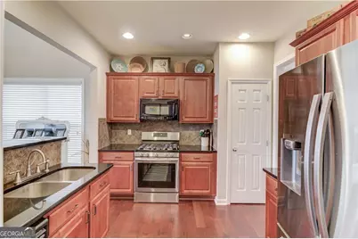 2479 Brynfield Cove, Suwanee, GA 30024 - Photo 6