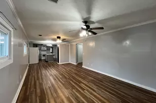 204 W 3rd St, Woodbine, GA 31569 - Photo 4