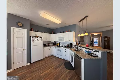 611 Wild Rose Court, McDonough, GA 30253 - Photo 2