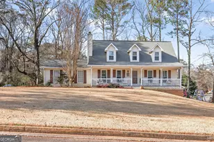 196 Regal Way W, McDonough, GA 30253 - Photo 2