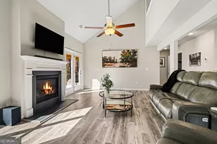 994 Lakeview Dr, Commerce, GA 30529 - Photo 6