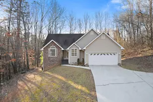 296 Modoc Dr, Cornelia, GA 30531 - Photo 4