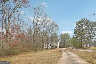 83 Huntington Ct, Newnan, GA 30265 - Photo 4