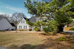 308 Calgary Dr, Peachtree City, GA 30269 - Photo 2