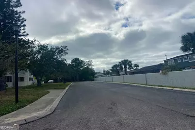 8350 Savannah Trace Circle #206, Tampa, FL 33615 - Photo 4