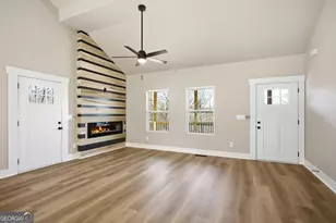 348 Bow Dr, Lavonia, GA 30553 - Photo 6