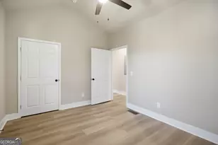 348 Bow Dr, Lavonia, GA 30553 - Photo 28