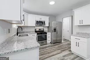 4935 Millstone Walk, Stone Mountain, GA 30088 - Photo 8