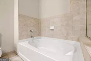 711 Cosmopolitan Dr NE, Atlanta, GA 30324 - Photo 22