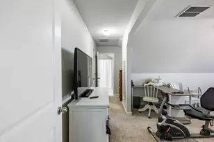 820 Lakeview Bend Cir, Jefferson, GA 30549 - Photo 32