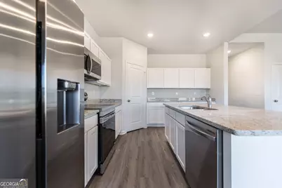 504 Georgian Walk, Byron, GA 31008 - Photo 2
