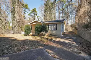 1826 County Line Rd SW, Atlanta, GA 30331 - Photo 2