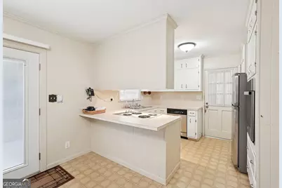 220 Jade Cove Drive, Roswell, GA 30075 - Photo 14