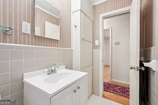 220 Jade Cove Dr, Roswell, GA 30075 - Photo 26