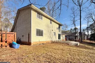 1201 Dickens Rd NW, Lilburn, GA 30047 - Photo 16