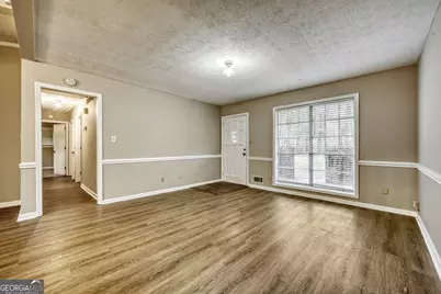 642 Simone Way, Stone Mountain, GA 30087 - Photo 2