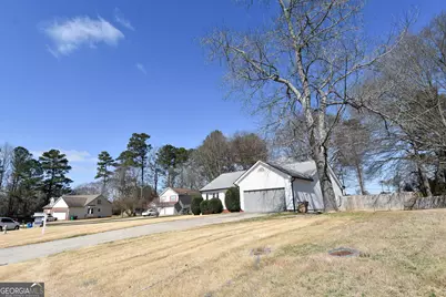 229 Timber Lane, Stockbridge, GA 30281 - Photo 2