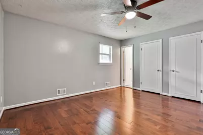 9138 Sunset Drive, Jonesboro, GA 30238 - Photo 16