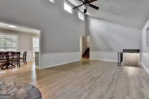 9138 Sunset Dr, Jonesboro, GA 30238 - Photo 8