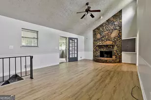 9138 Sunset Dr, Jonesboro, GA 30238 - Photo 6