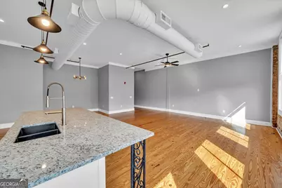 565 Poplar Street, Macon, GA 31210 - Photo 32