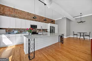 565 Poplar St, Macon, GA 31210 - Photo 4