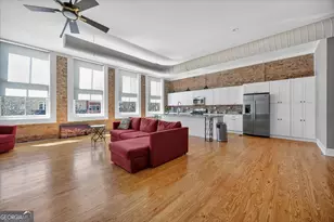 565 Poplar St, Macon, GA 31210 - Photo 2