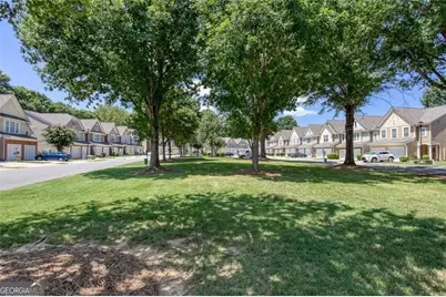 1964 Lakeshore Overlook Circle NW, Kennesaw, GA 30152 - Photo 4
