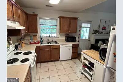 174 Spring Lake Drive, Athens, GA 30605 - Photo 8