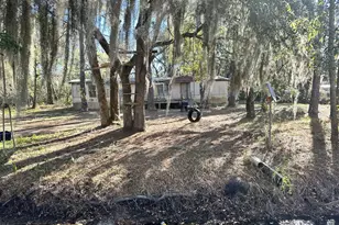 181 Pelican Cir, Woodbine, GA 31569 - Photo 2