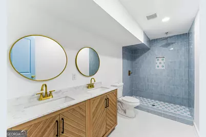 2103 Arlington Circle, Atlanta, GA 30318 - Photo 14