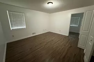 1247 Shoreham Dr, Atlanta, GA 30349 - Photo 4