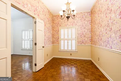 650 Moores Mill Road Square #27, Atlanta, GA 30327 - Photo 6