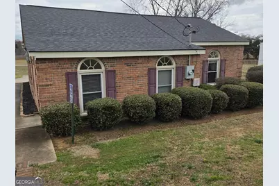 293 N Broad Street, Winder, GA 30680 - Photo 2