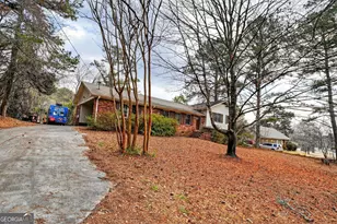 3026 Hidden Forest Dr, Snellville, GA 30078 - Photo 2
