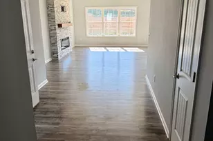 335 Highland Pointe Dr, Alto, GA 30510 - Photo 2