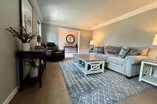 2759 Chimney Springs Dr, Marietta, GA 30062 - Photo 4