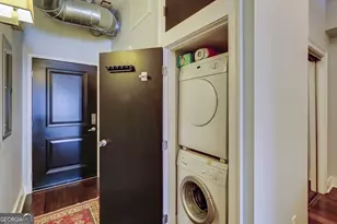 310 W Broughton St, Savannah, GA 31401 - Photo 12