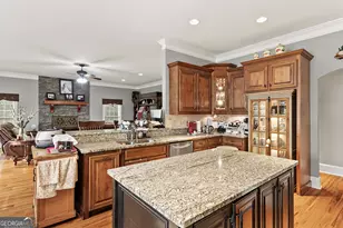 203 Westchester Dr, Macon, GA 31210 - Photo 14