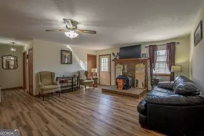 1526 Cronic Town Road, Auburn, GA 30011 - Photo 18