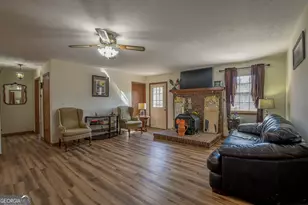 1526 Cronic Town Rd, Auburn, GA 30011 - Photo 18