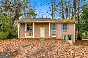 6950 Knollwood Dr, Morrow, GA 30260 - Photo 1